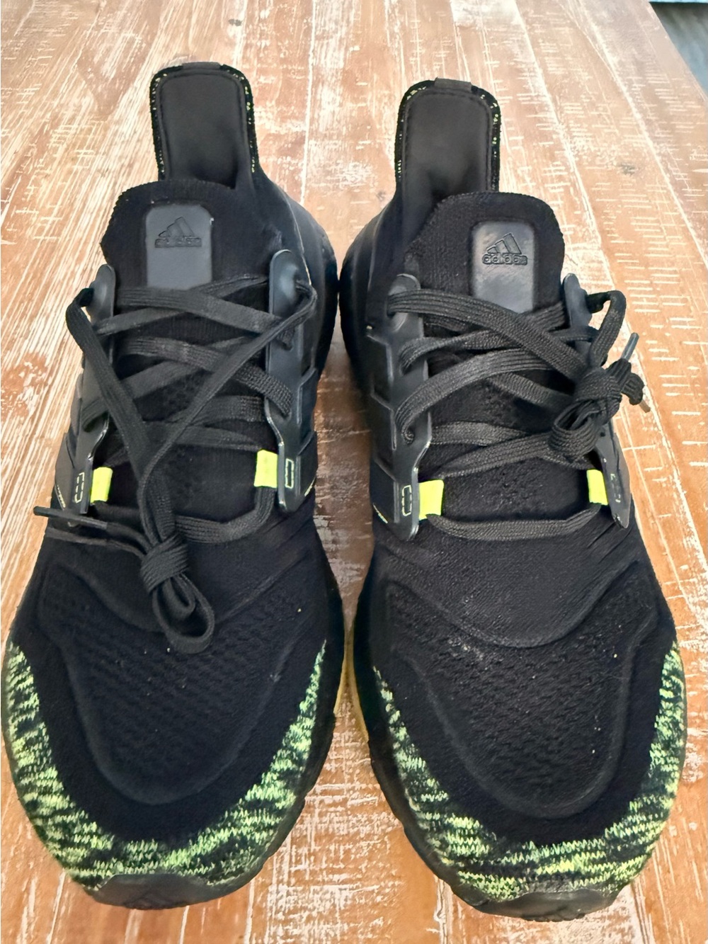 Adidas Ultraboost Black Sneakers with Neon Yellow Size M7.5/26cm LIKE NEW!